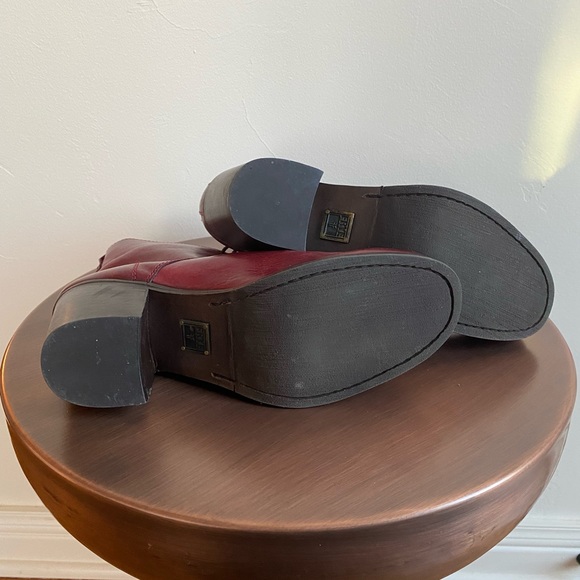 FRYE Burgundy Lace Booties Size 6 - Picture 3 of 6